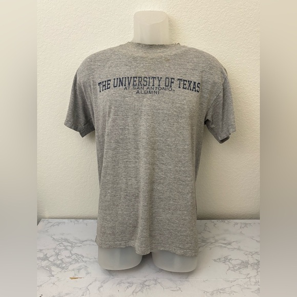 MV Sport Other - Vintage MV Sport UTSA alumni Shirt Men’s M Gray Short Sleeve Pullover Tee